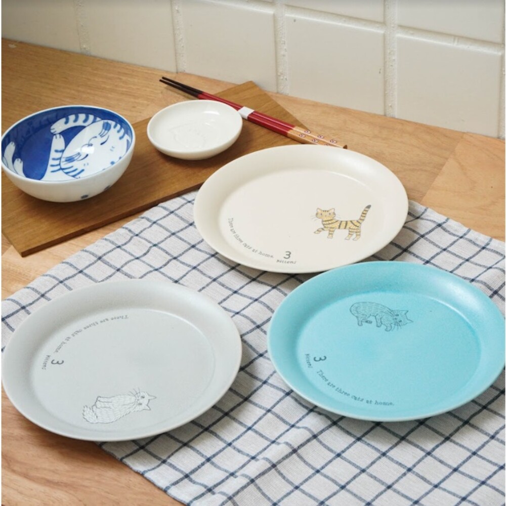 【現貨】日本製 貓咪甜點盤 藍色 奶油色 米灰色 盤 碟 碟子 餐具 點心盤 盤子 水果盤 菜盤 下午茶 圖片