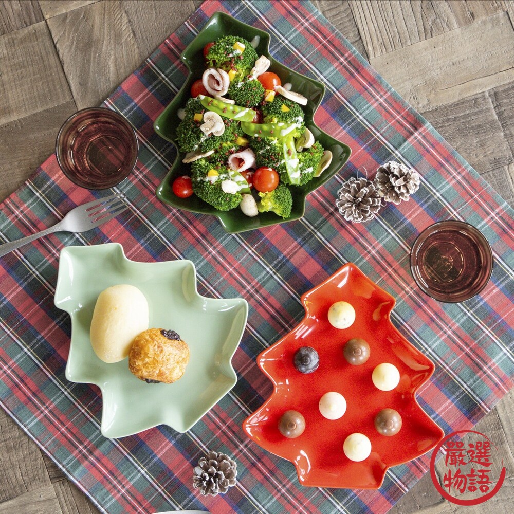 SF-014799-日本製 聖誕樹盤 蛋糕盤 甜點盤 聖誕樹 氣氛盤 Xmas 交換禮物 陶瓷 水果盤 網美道具