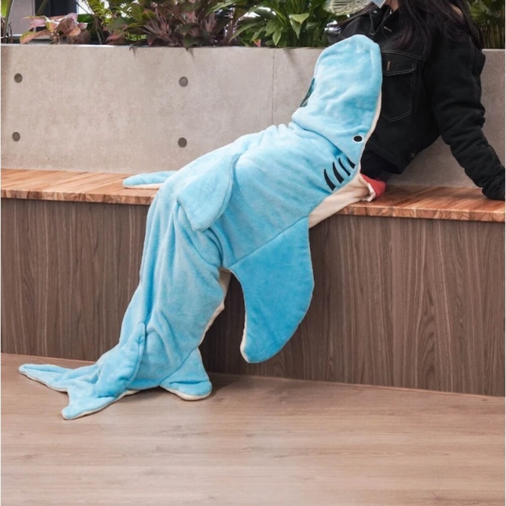 SF-015044-【現貨】丸真動物保暖懶人毯 絨毛毯 睡袋毯 午睡毯 造型毯子 點點鯨魚 鱷魚 藍鯊魚