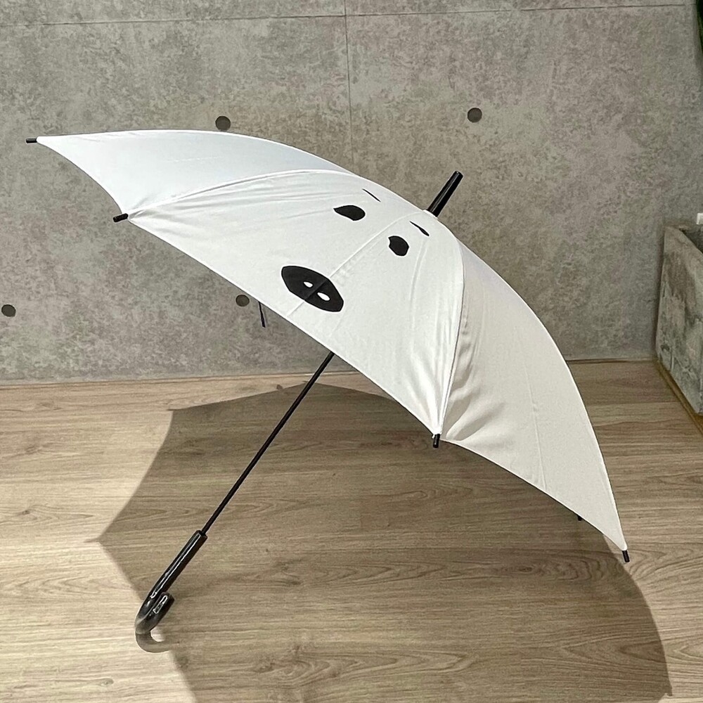 【現貨】環球影城雨傘 史奴比 Snoopy 白色直桿雨傘 直傘 長傘 卡通傘 梅雨季 雨具 圖片