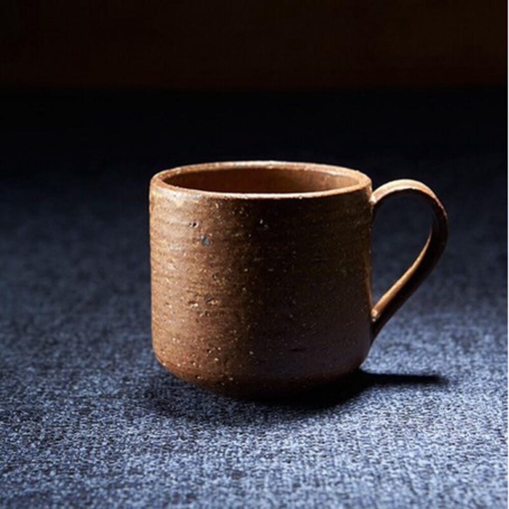 【現貨】日本製 雙色情侶馬克杯 陶瓷杯 咖啡杯 馬克杯 杯子 茶杯 夫妻杯 日式茶具 咖啡廳 美濃燒