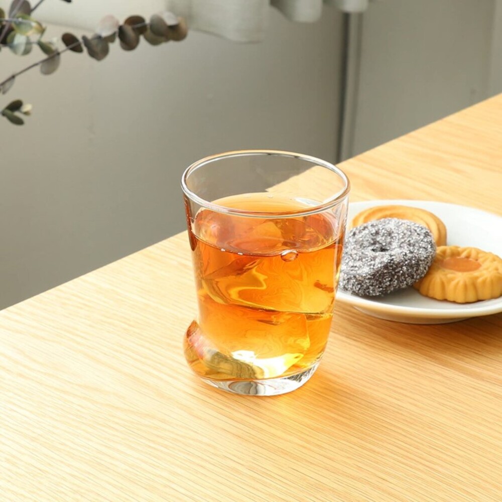 【現貨】日本製 貓掌透明玻璃杯 玻璃杯 酒杯 水杯 牛奶杯 茶杯 襪子造型杯 造型杯 透明杯 不倒翁