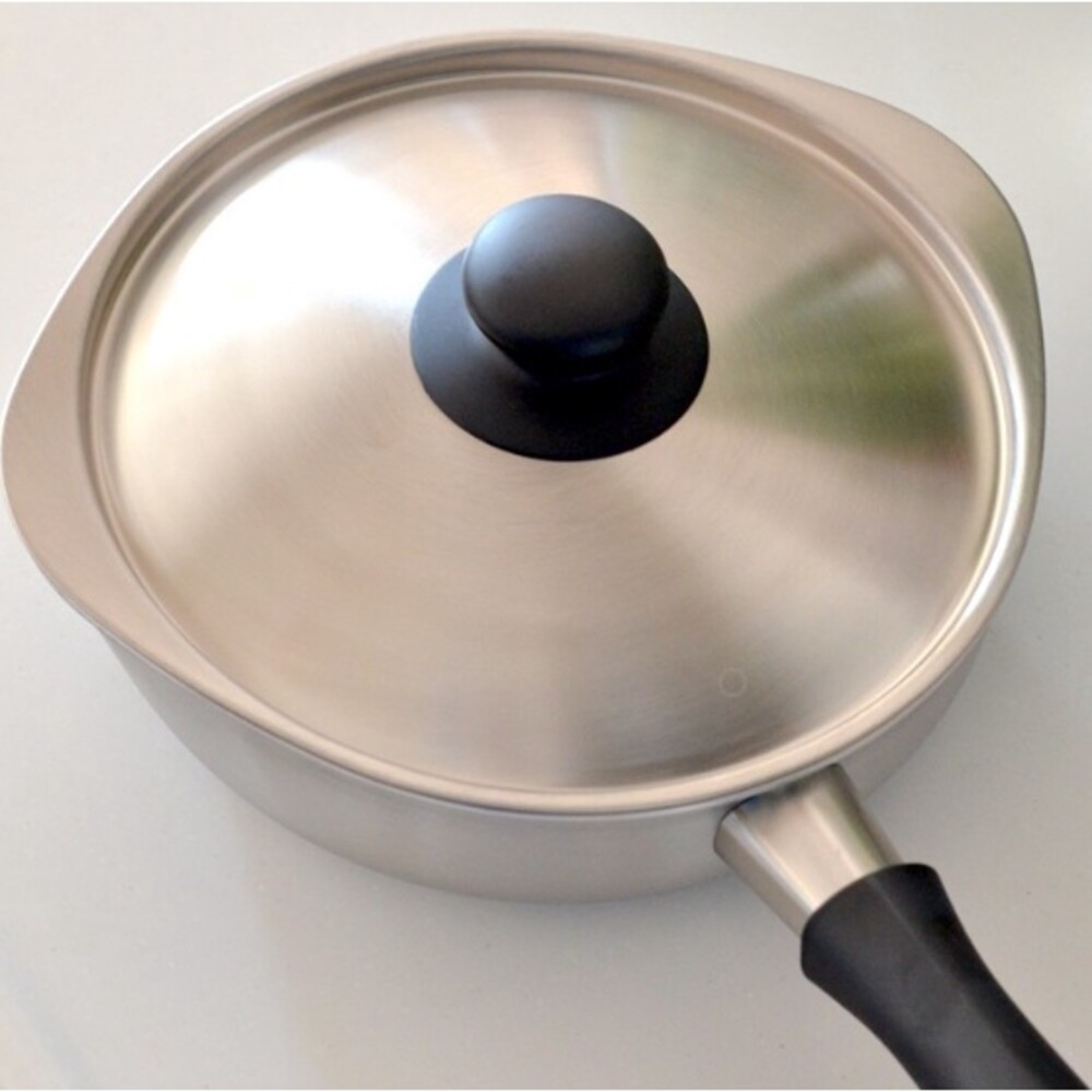 日本製 柳宗理霧面單手鍋 22cm 附蓋 IH爐鍋 2.5L 不鏽鋼 片手鍋 單柄鍋 單手鍋 圖片