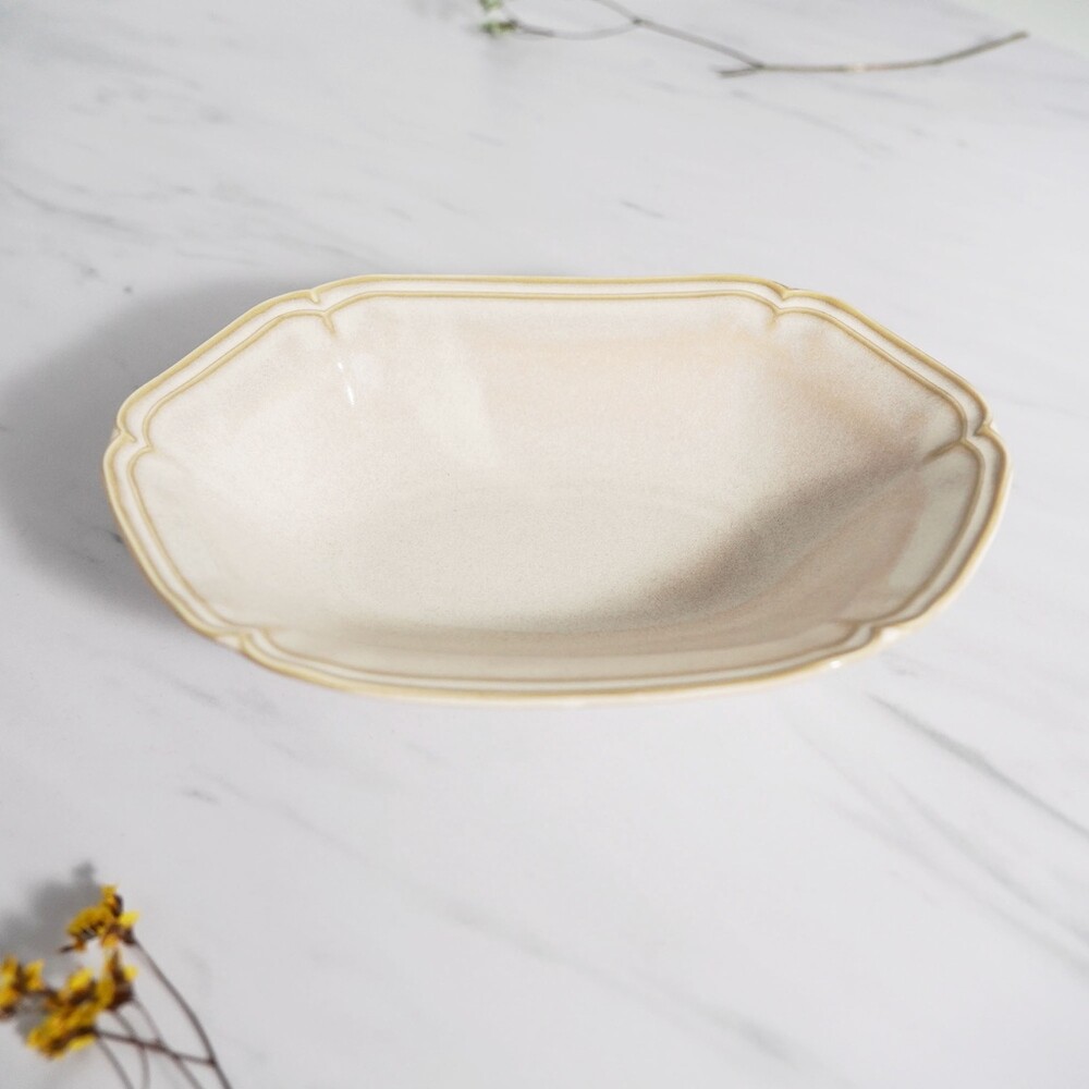 【現貨】日本製 美濃燒六角盤 Kalmia 楕円鉢/深皿 白色陶瓷盤 盤子 白色 陶器 網美餐盤