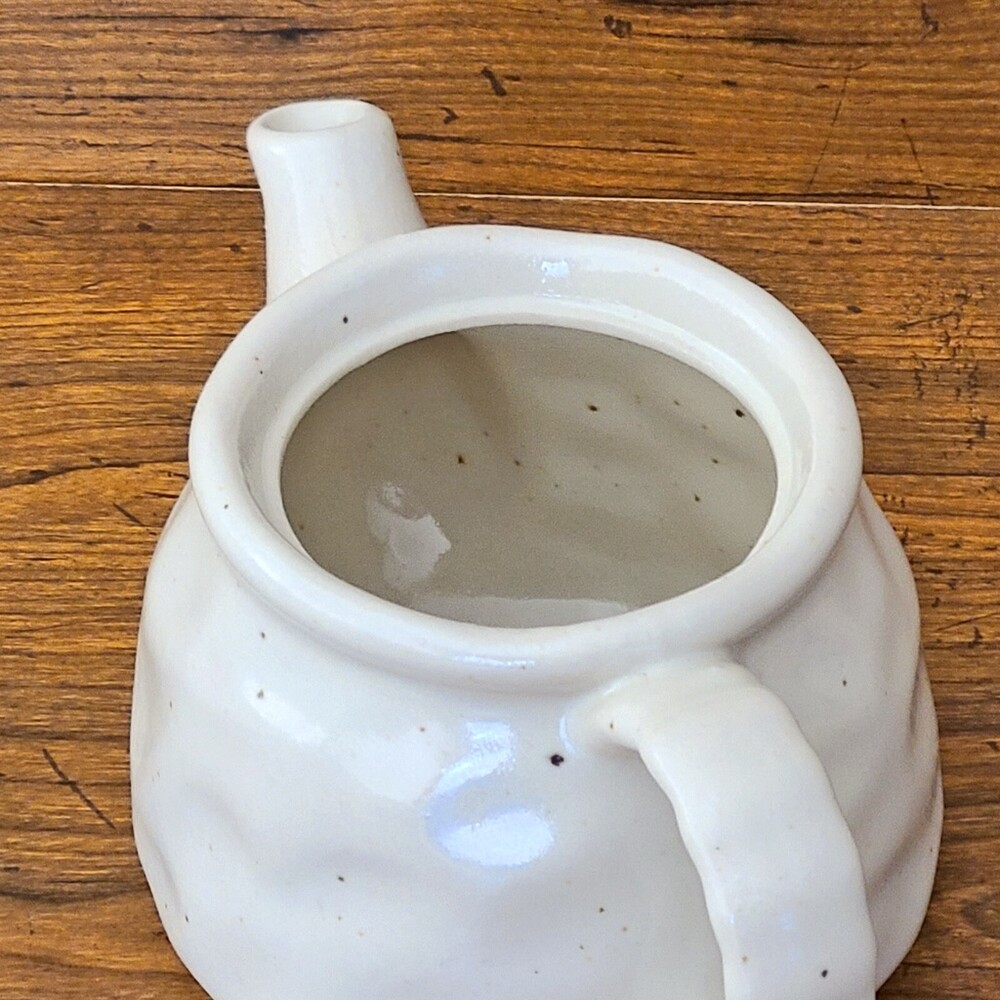 【現貨】日本製 日本製 美濃燒 復古白色茶壺 附瀘網 日式茶具 陶茶壺 白瓷壺 瓷壺 500ml