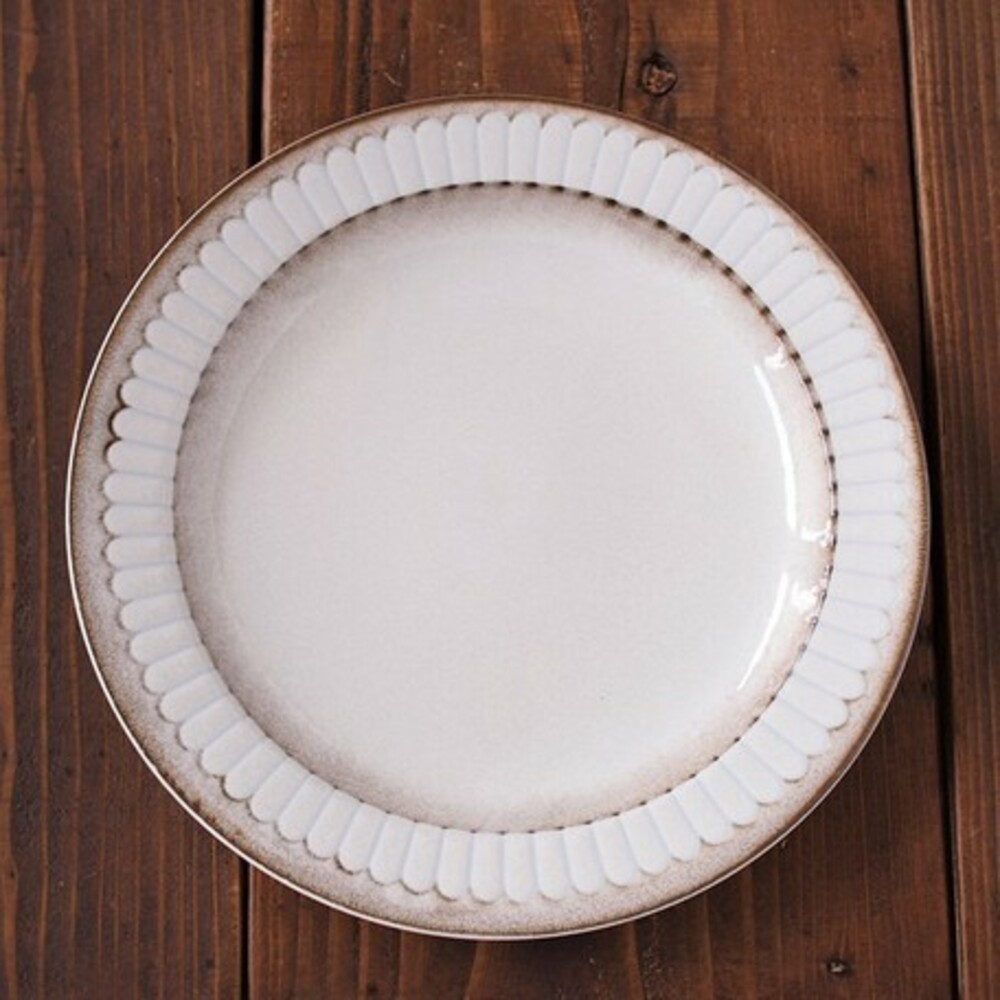 【現貨】日本製 陶瓷典雅花紋盤 義大利餐盤 咖哩盤 盤子 陶瓷餐盤 餐具 沙拉盤 碗盤 美濃燒 質感餐具 圖片