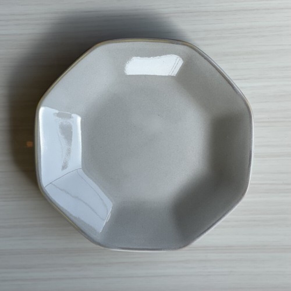 日本製 八角造型盤 陶瓷盤 甜點盤 水果盤 點心盤 餐盤 盤子 日式碗盤 質感餐具 圖片