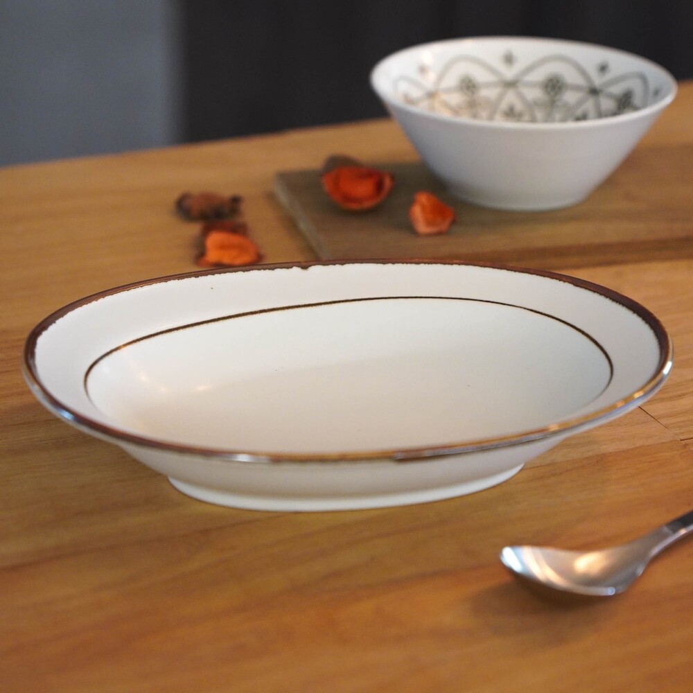 【現貨】日本製 陶瓷盤 橢圓餐盤 餐盤 咖哩盤 盤子 盤 日式餐盤 日式碗盤 碗盤器皿 甜點盤 點心盤 圖片
