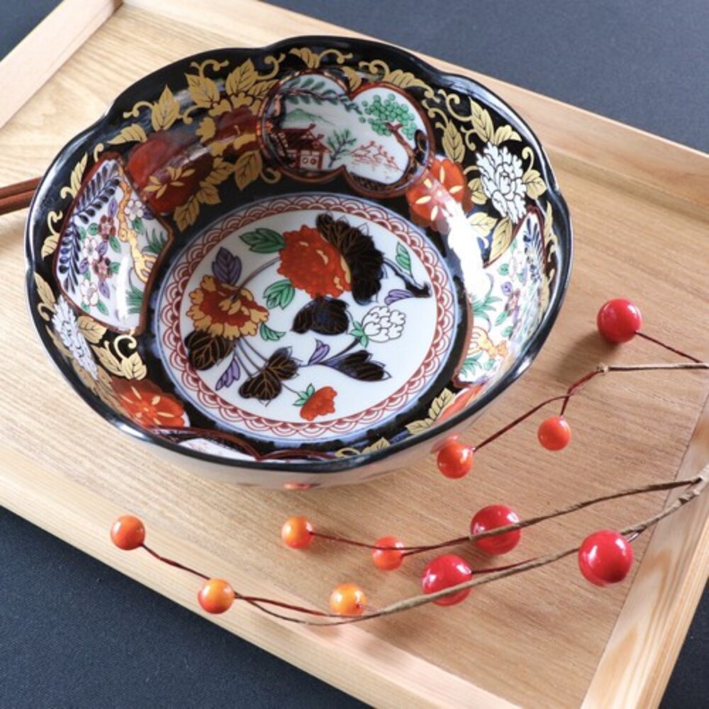 【現貨】日本製 美濃燒 陶瓷碗 宮廷風 花邊造型碗 碗盤器皿 碗 碗盤 陶瓷碗 湯碗 飯碗 餐碗 日式碗盤