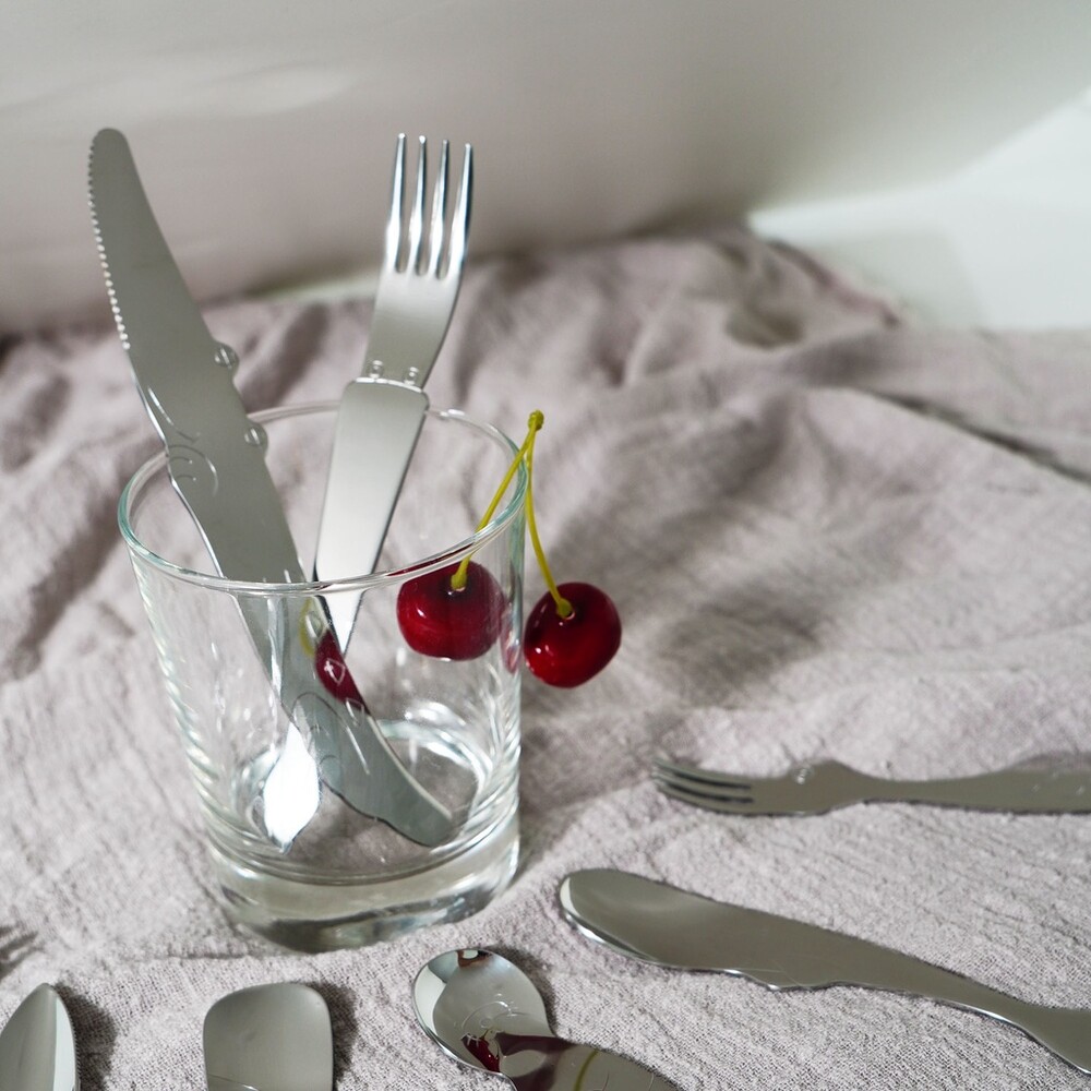 日本製 不鏽鋼餐具 廚房餐具 餐刀 叉子 動物餐具 日本餐具 湯匙 冰淇淋湯匙 水果叉 果醬抹刀 圖片