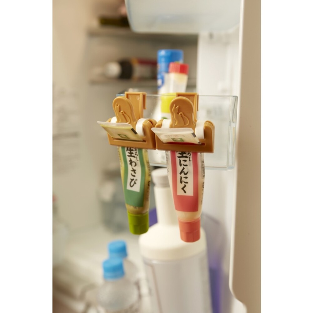 日本製 貓咪醬料夾 三入組 調味料收納 冰箱收納 小夾子 掛勾 食物掛夾 軟管醬料 軟管擠壓器